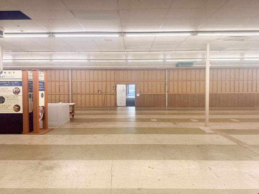 Vacant Big Box for Sale