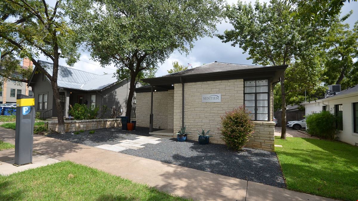 1403 Rio Grande St