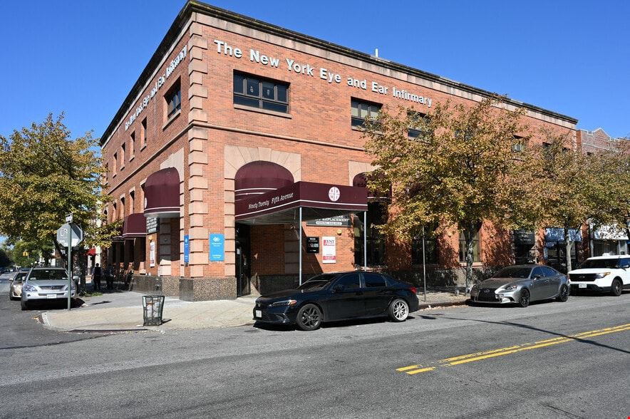 9020-9024 5th Ave