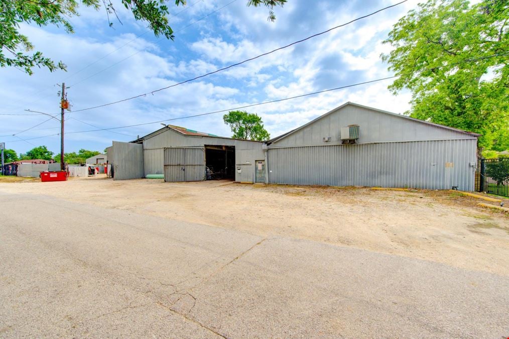 Prime Commercial Opportunity in Houston's Revitalizing Fifth Ward!
