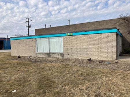 Preview of commercial space at 3319 10 Mile Road
