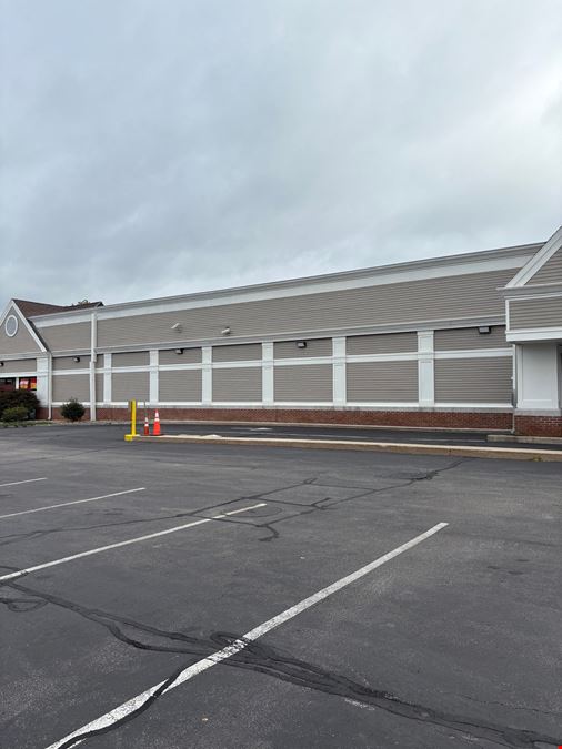 Freestanding Retail Opportunity ±15,251 SF