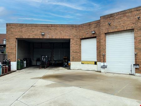 Preview of Industrial space for Rent at 3223 N Elston Ave