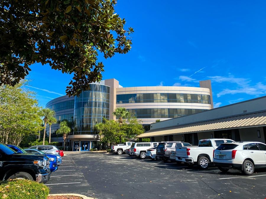 Lakeside Executive Center