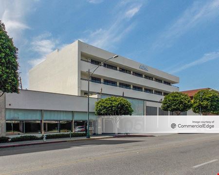 Preview of commercial space at 405 South Beverly Drive