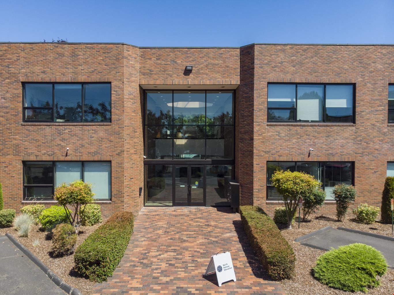 975 SE Sandy Boulevard Portland