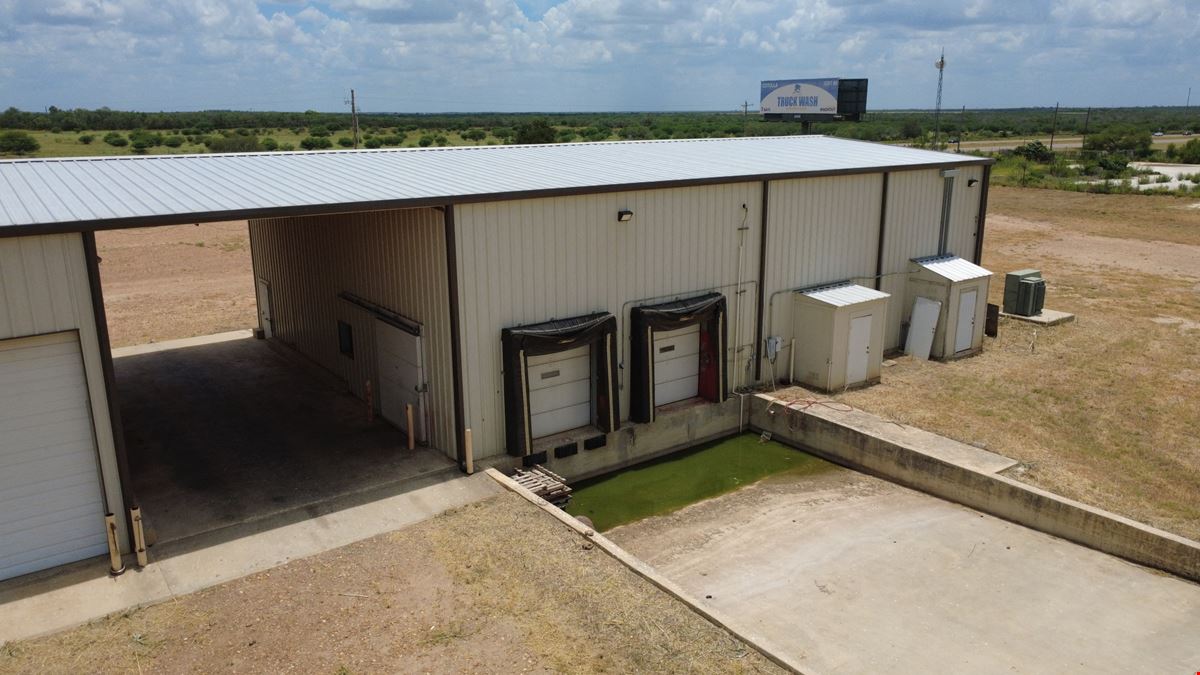 7,158 SF Office/warehouse on 7 Acres