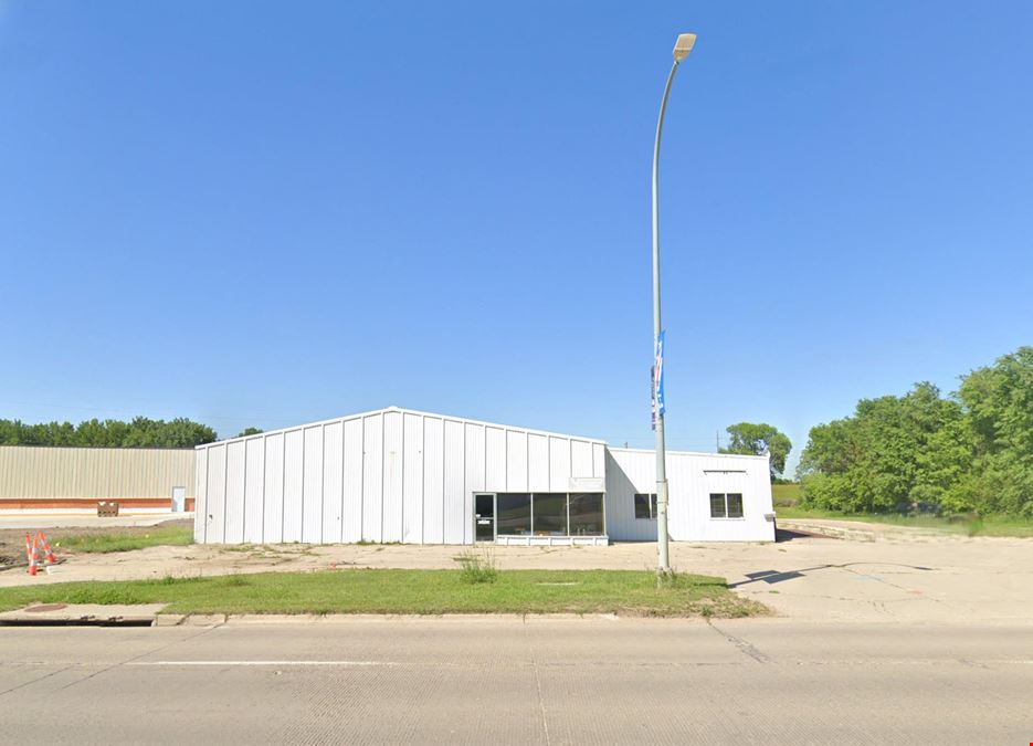 604 Hwy 175 W