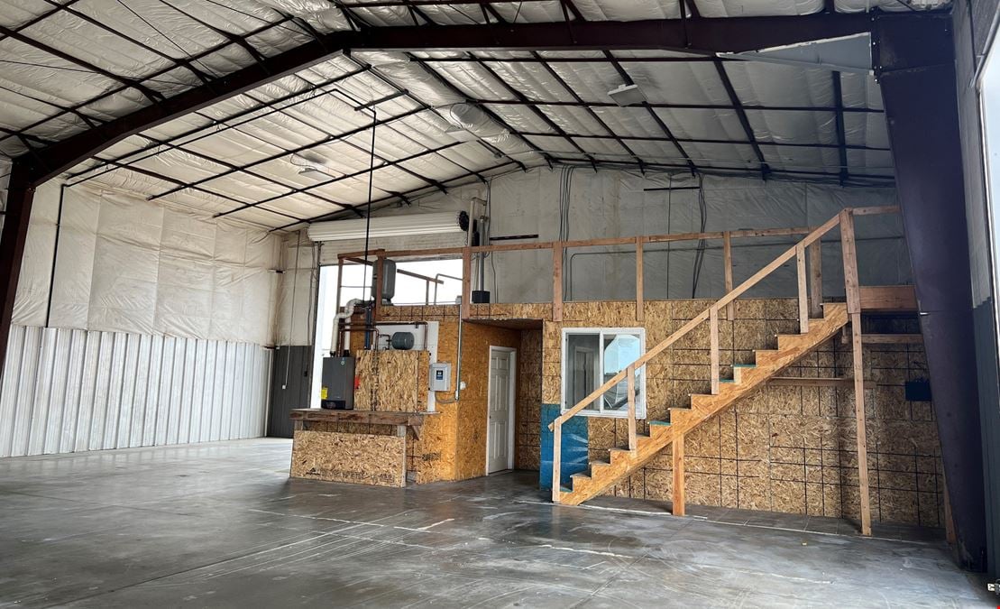 2339 W Omni Dr