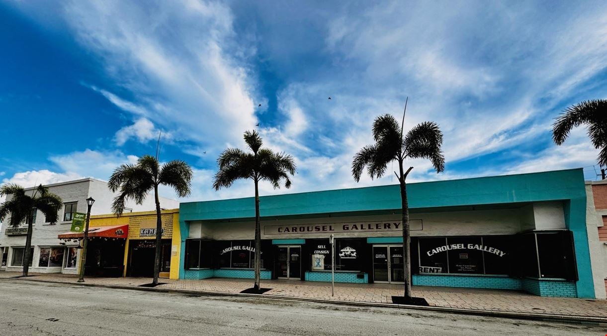 Vacant Beach Town Retail Storefront for Owner/User or Investor