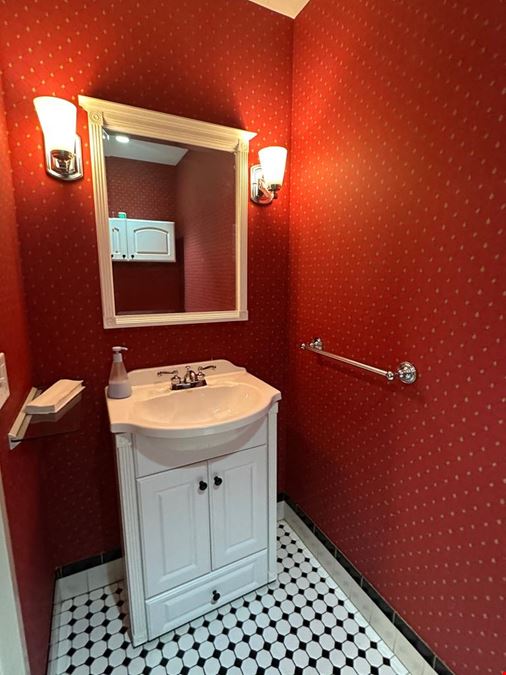 20 N. St. Clair Street
