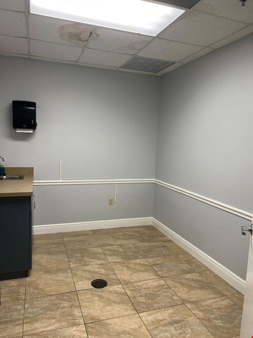 MEDICAL OFFICE - WEST COLONIAL SUBMARKET