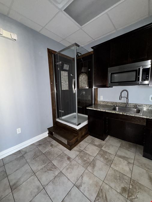3900 S Stonebridge Dr #101