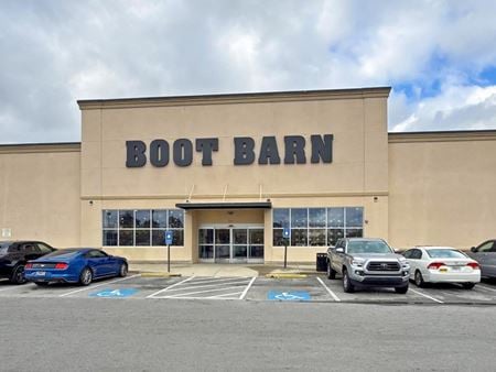 Preview of Retail space for Rent at 109 Willow Lane