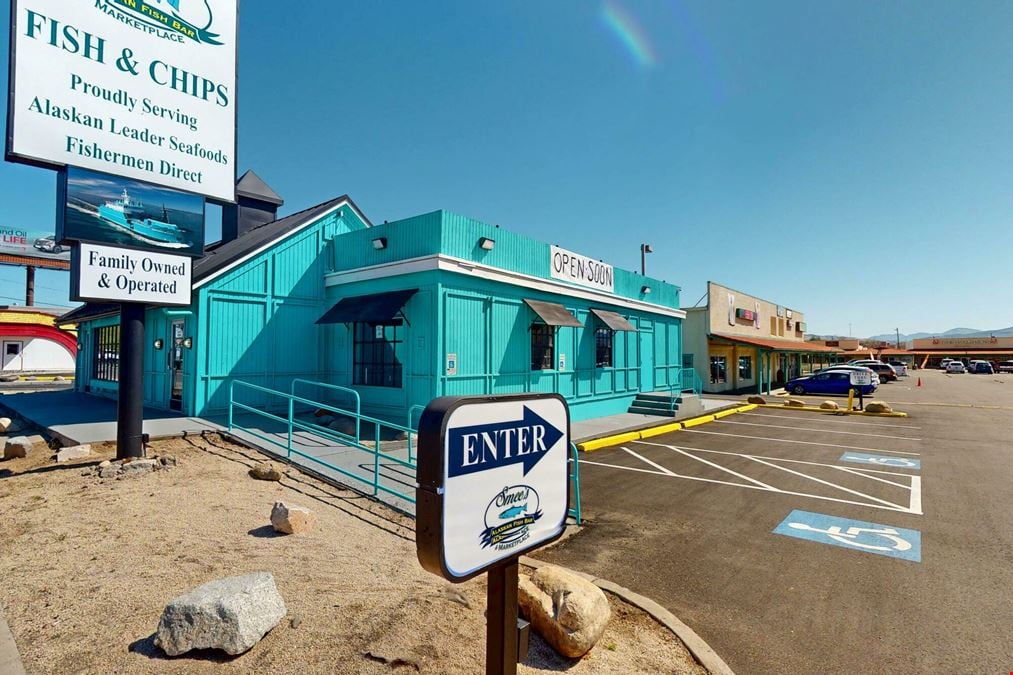 Town & Country Plaza - RETAIL CENTER