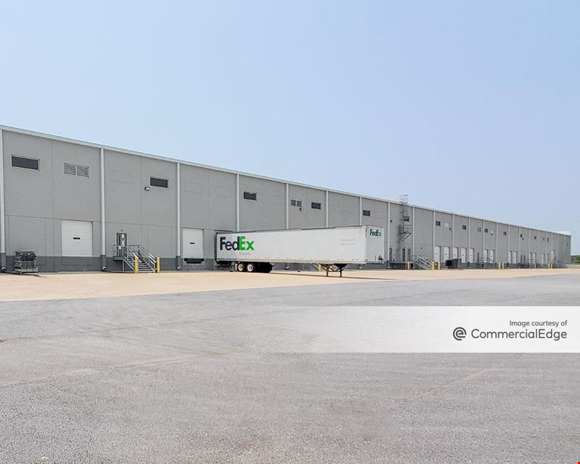 Southchase Industrial Park - 250 Wilson Bridge Road