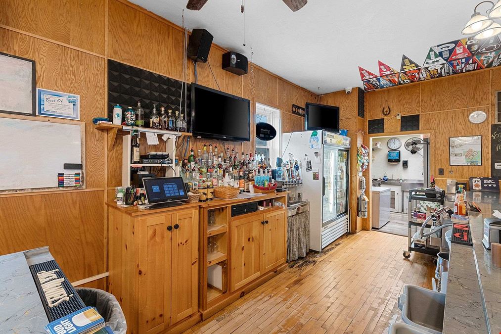 145 N McKenzie Ave
