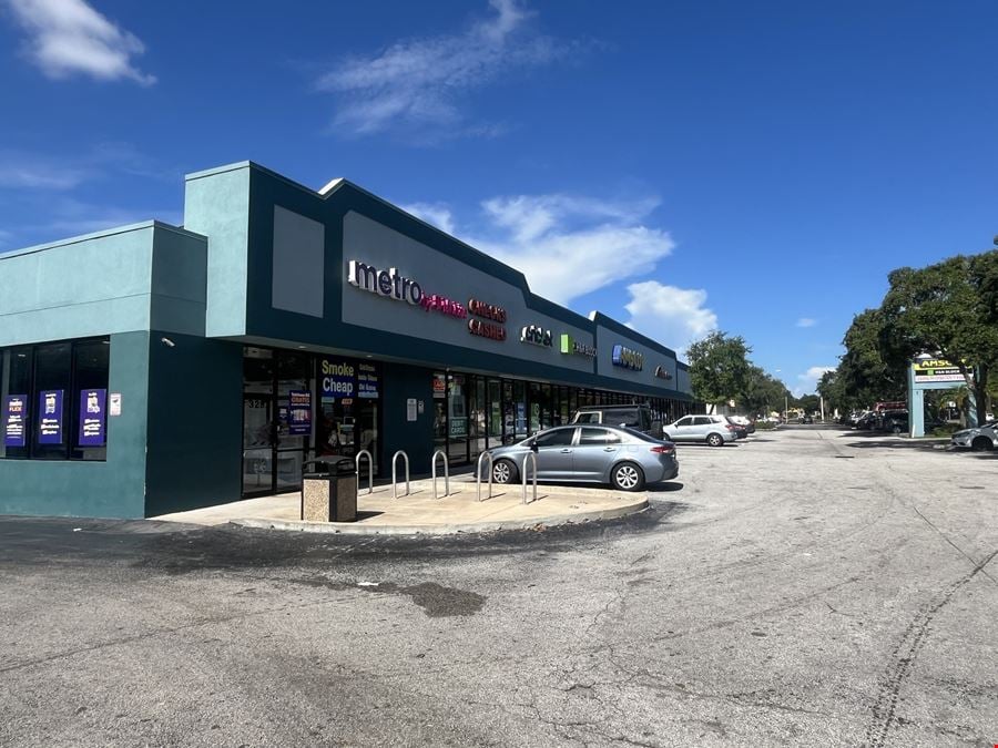 Central Plaza Shopping Center