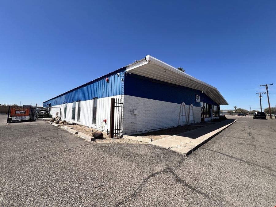 1817 W Peoria Ave