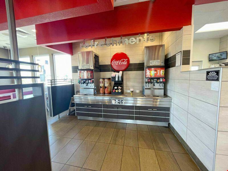 Former Hardees - 9940 Hwy 119