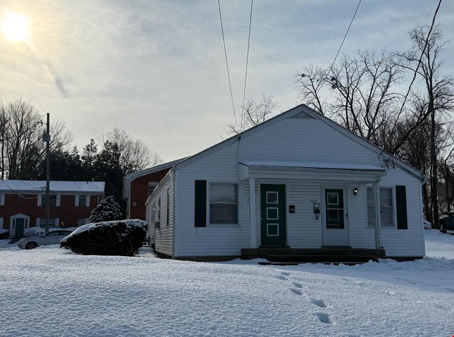 2628 Lindsay Ave