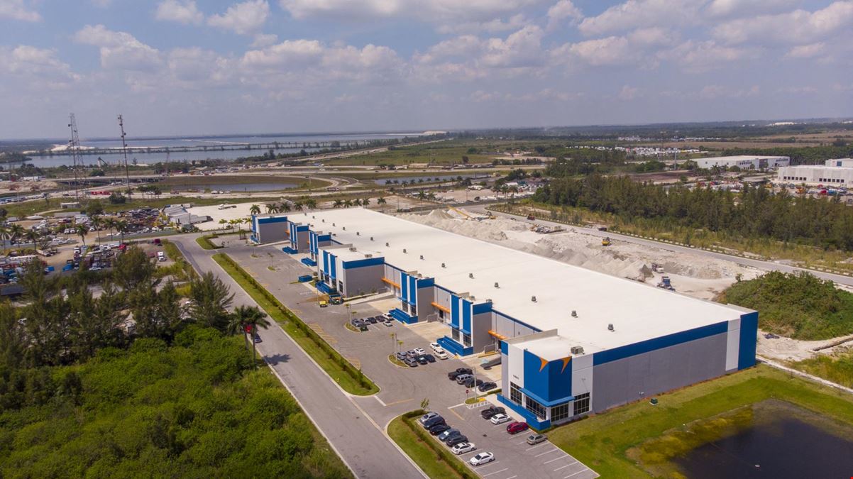 Crosspointe Commerce Center