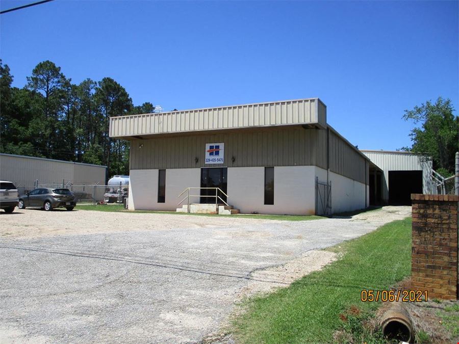 2727 Phillips Dr