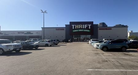Preview of commercial space at 7555 Bellaire Blvd