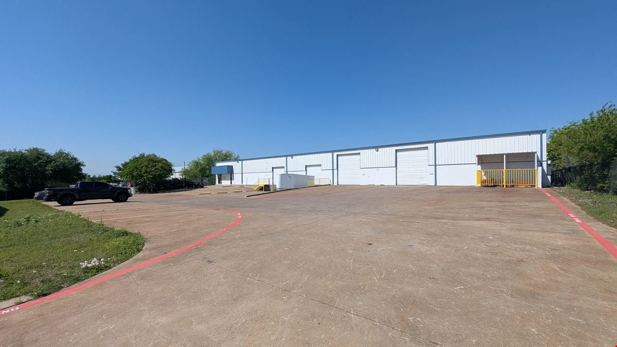 Freestanding Warehouse