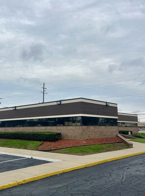 3701 E 13 Mile Rd