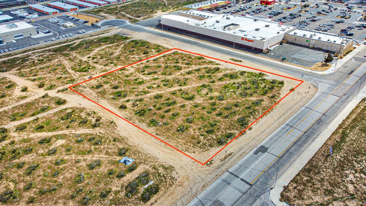 ±1.93 Acres Cottonwood Avenue
