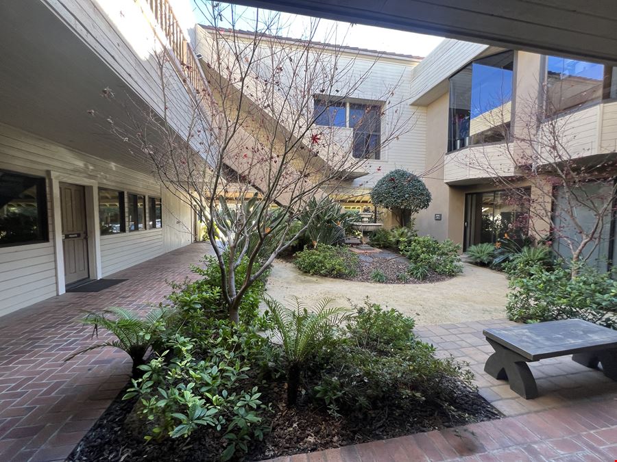 141 Duesenberg Drive