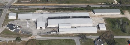 Preview of commercial space at 800 S Wilson Ave