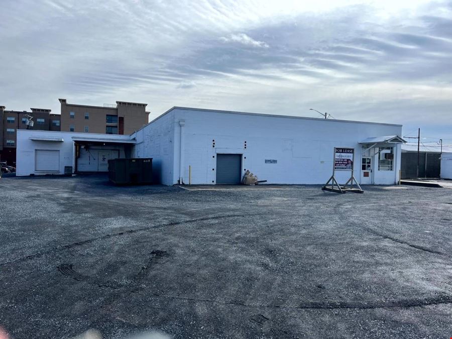 60 E Rock St