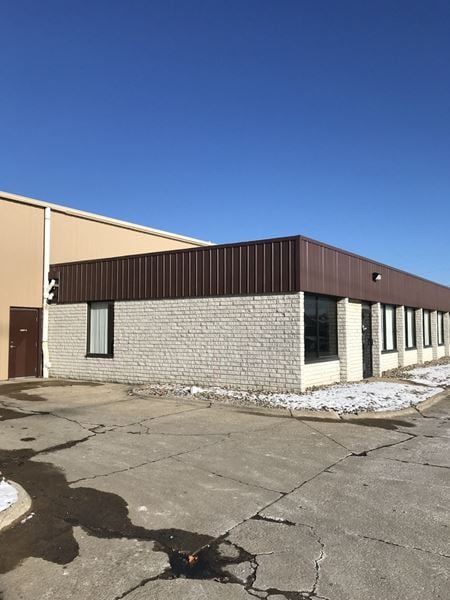 Preview of commercial space at 777 West Smith Rd.