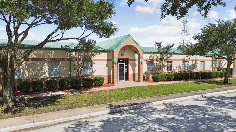 451 Landing Blvd