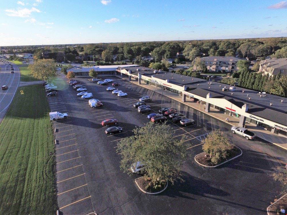 Lincoln Ridge Plaza
