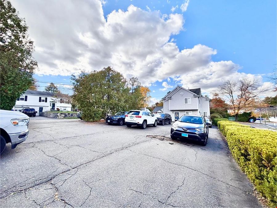 543 Newfield Ave
