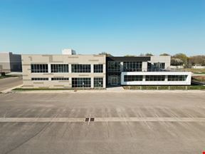 CLASS A MULTI TENANT BUILDING – NE WICHITA