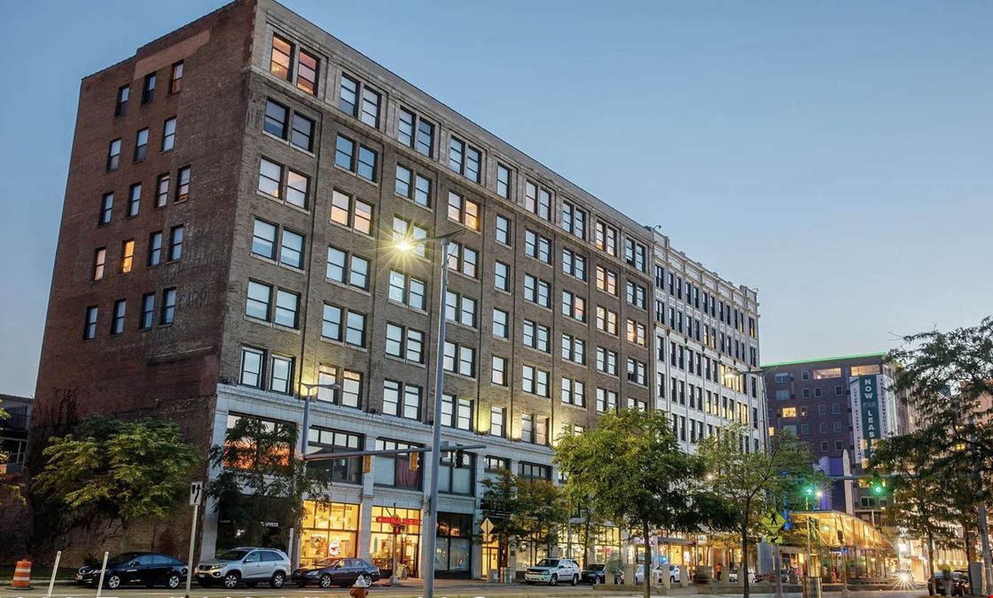 1900 The Lofts