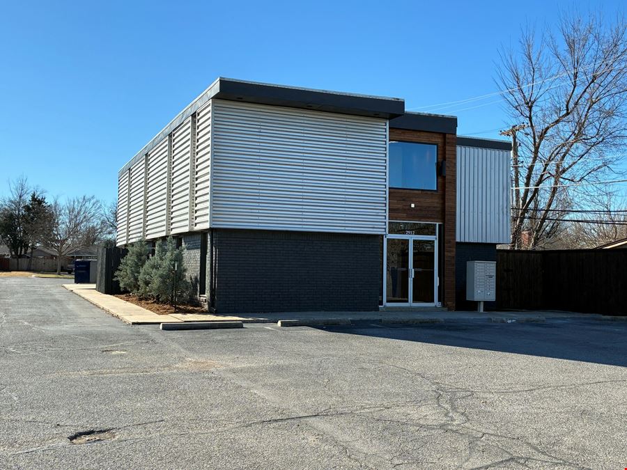 2912 Lakeside Drive