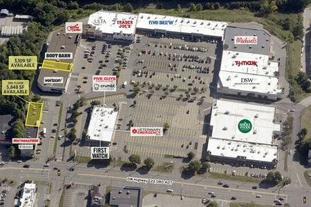Preview of Retail space for Rent at 226 Daniel Webster Hwy