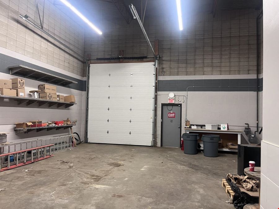 4908 75 Ave