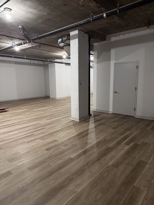 2,350 SF | 265 Ocean Parkway | Community Facility/Office With Glass Frontage For Lease