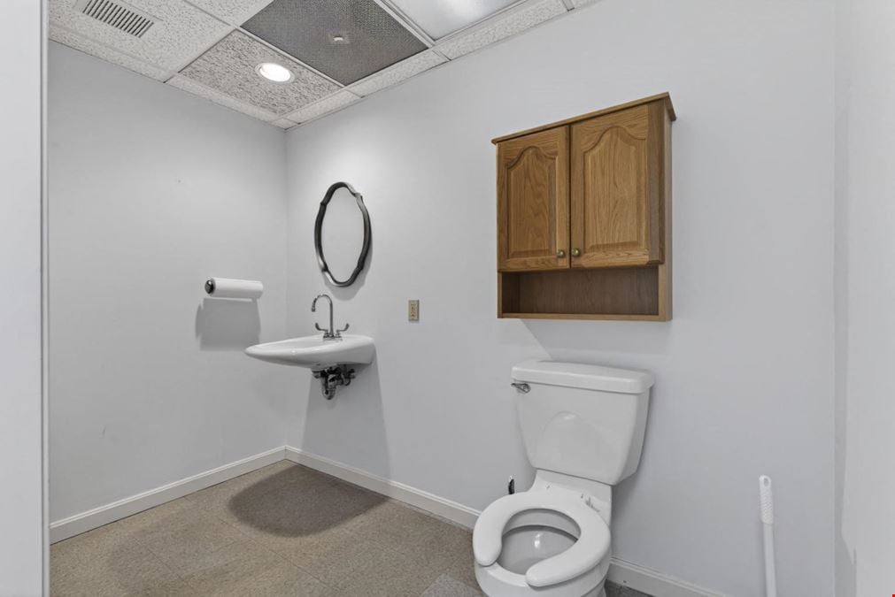 Flexible Office Condo, Dual Entry, Income Potential