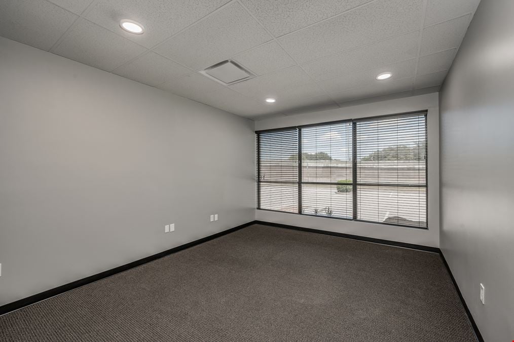 I-45 Office for Sale