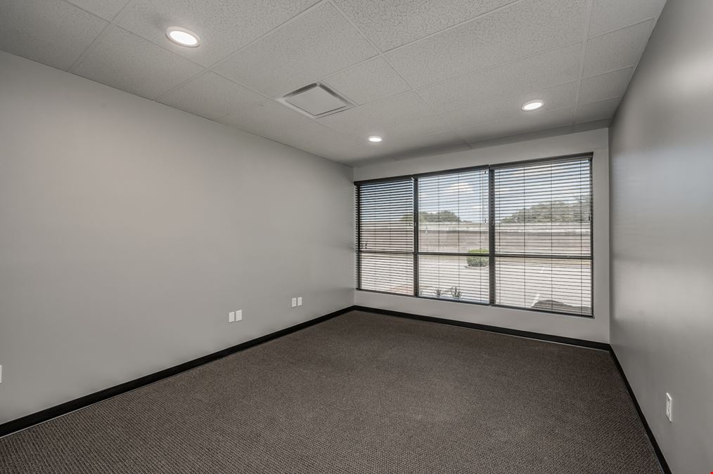 I-45 Office for Sale
