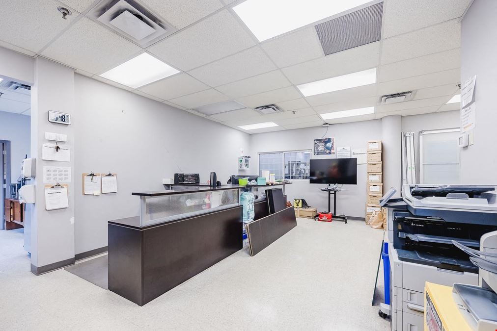 Unit 100 - 7530 Hopcott Road