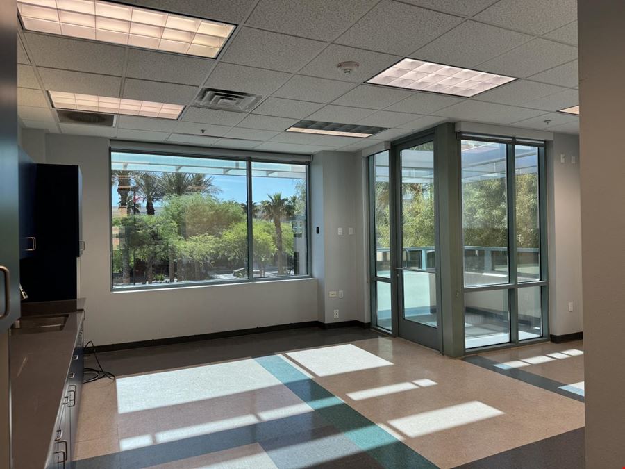 8395 W. Sunset Road - Sublease