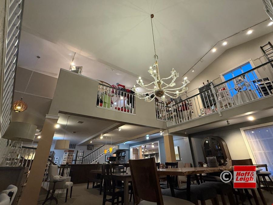 3451 Fairmount Blvd